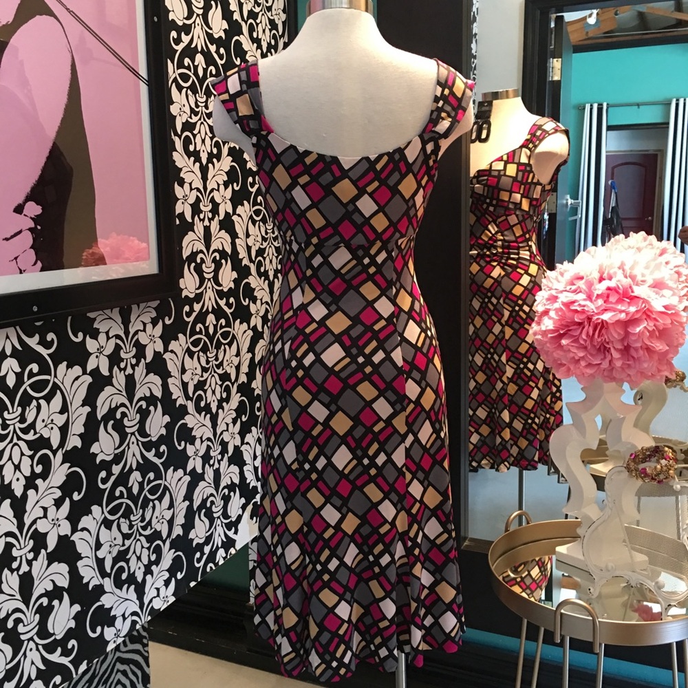 🌺 Diane Von Furstenberg - Picture 4 of 8